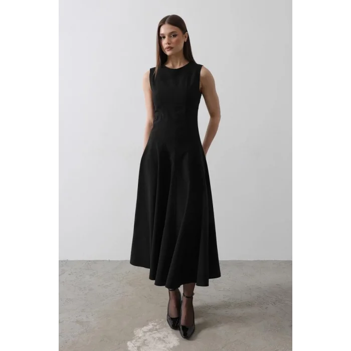 Kolsuz Uzun Elbise - Siyah