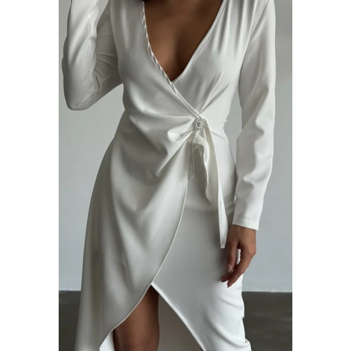 KRUVAZE BROŞ DETAYLI ELBİSE - Beyaz