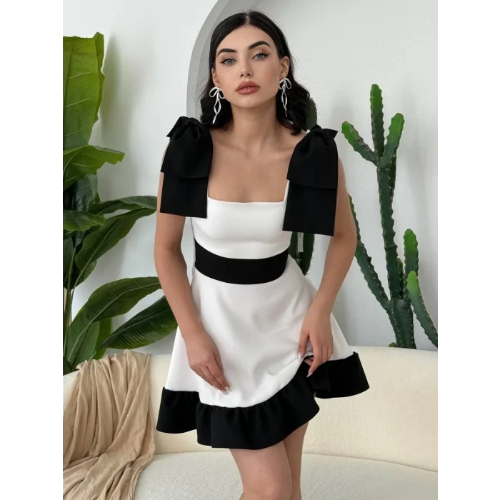 Miron Omuz Fiyonklu Elbise