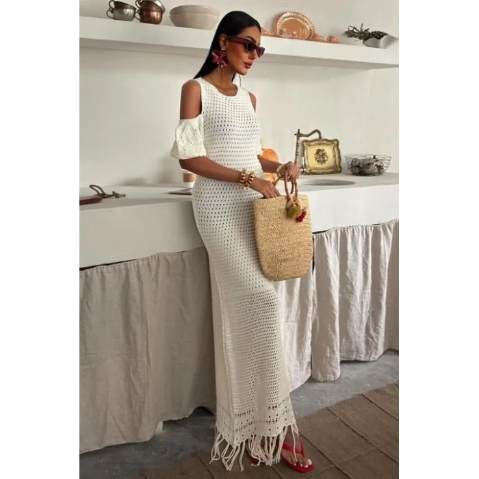 Omuz Detaylı Etek Ücü Püsküllü Triko Elbise 2862