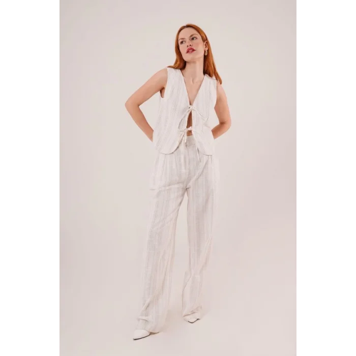 Ön Bağlama Detaylı Yelek Ve Pantolon Ekru Çizgili İkili Takım