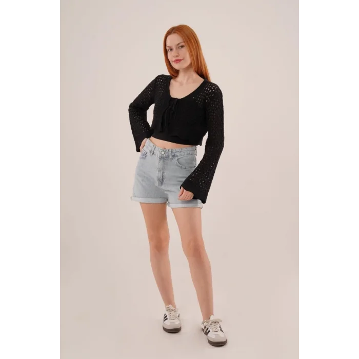 Ön Bağlamalı Ajurlu Crop Siyah Hırka