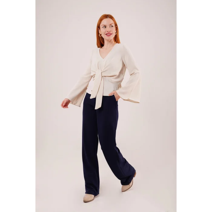 Ön Bağlamalı Volan Kol Ekru Bluz