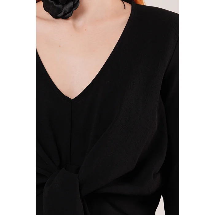 Ön Bağlamalı Volan Kol Siyah Bluz