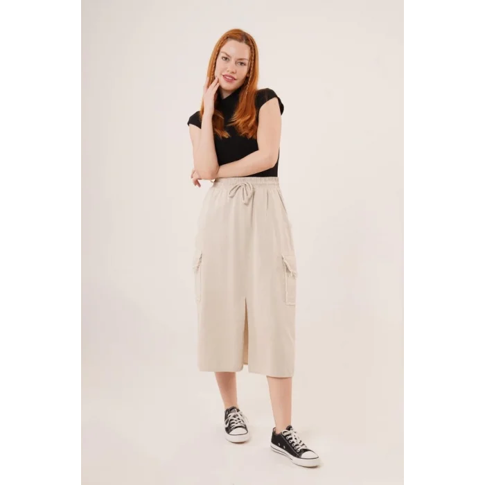 Ön Yırtmaçlı Cep Detaylı Krem Etek