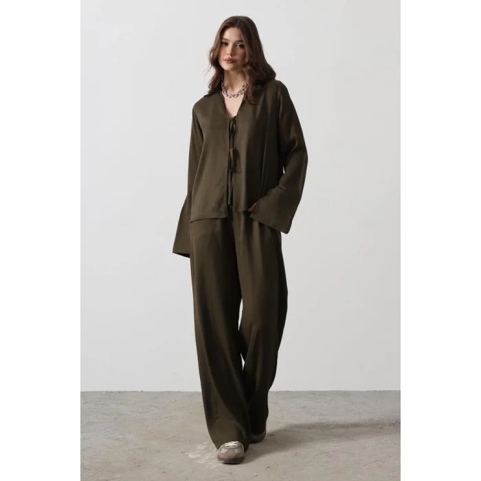 Önden Biyeli Bluz Ve Pantolon Takım - Haki
