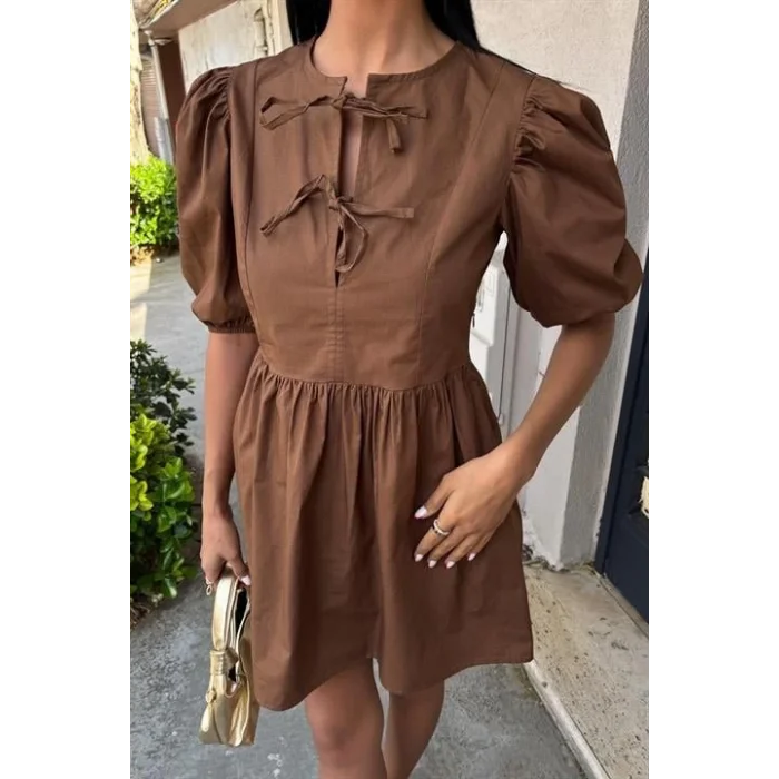 Önü Fiyonk Bağlamalı Ve Balon Kollu Elbise 2893