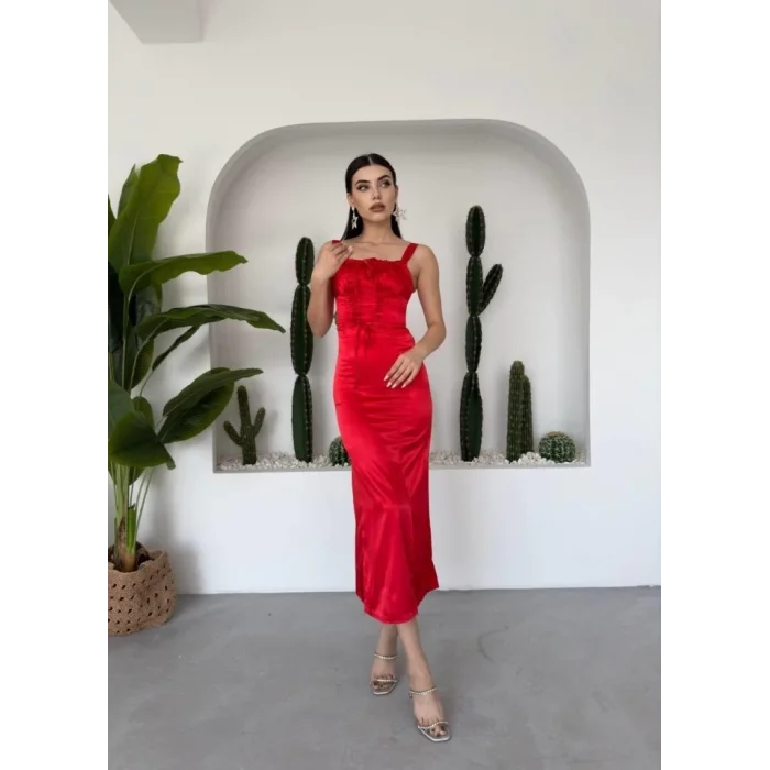 PAG İP ASKILI ELBİSE