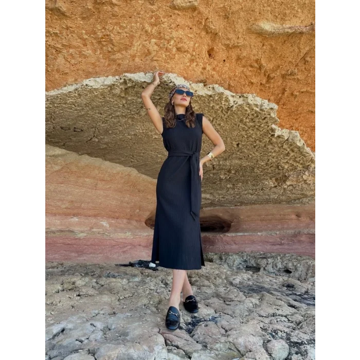 Pamela Kuşakli Vatkali Elbi̇se