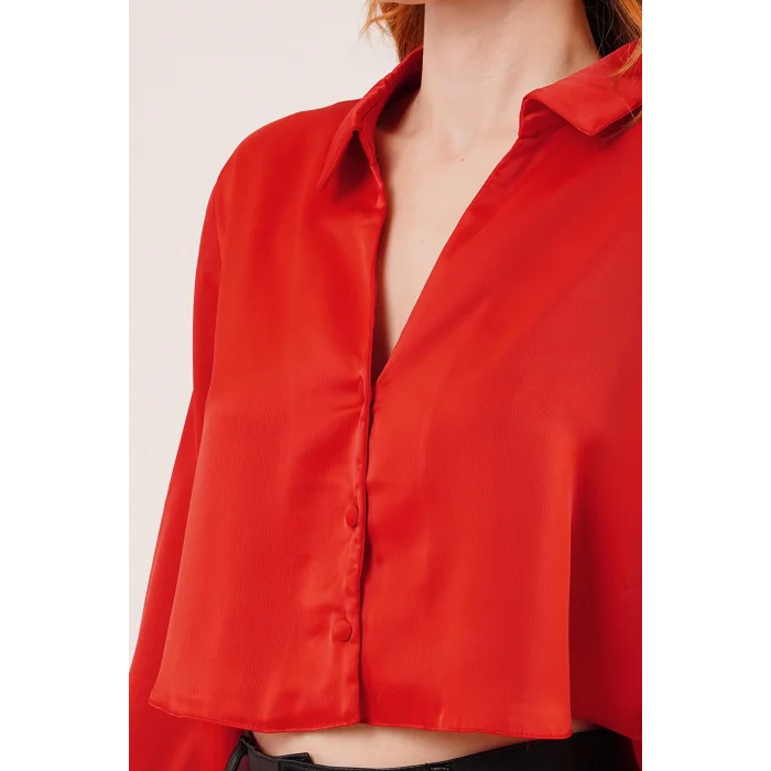 Saten Crop Model Kırmızı Gömlek