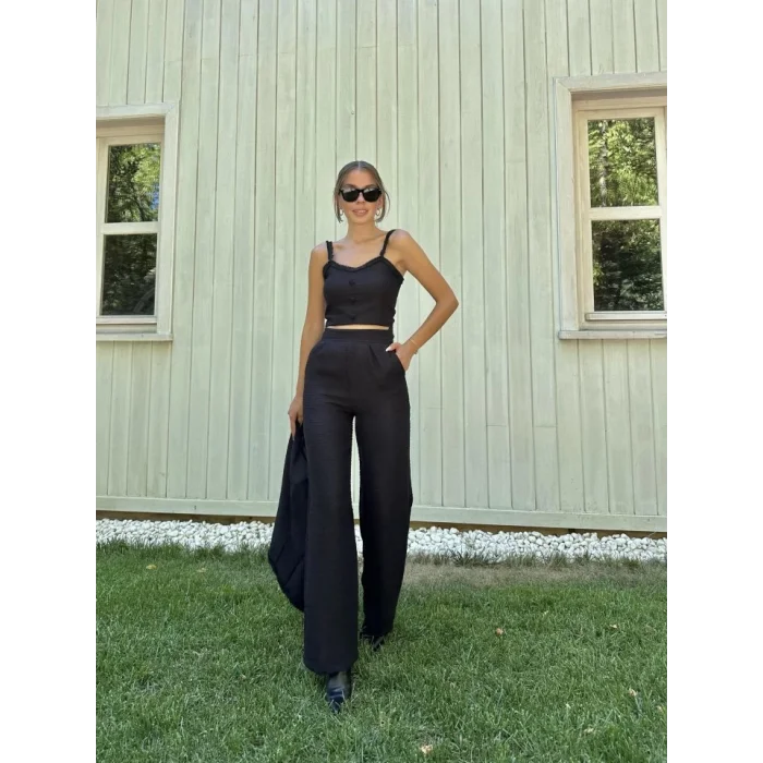 Siyah Askılı Büstiyer Ceket Ve Pantolon Takım