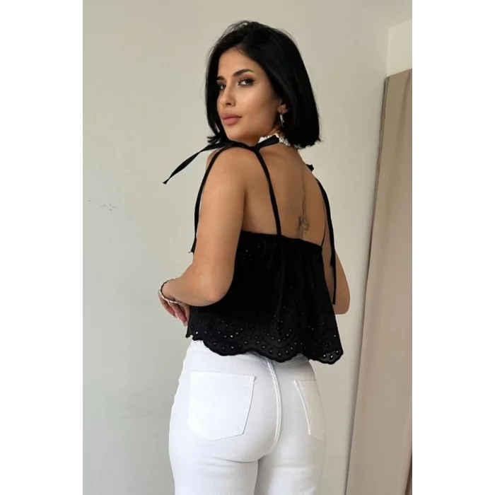 Siyah Bağcıklı Brode Bluz