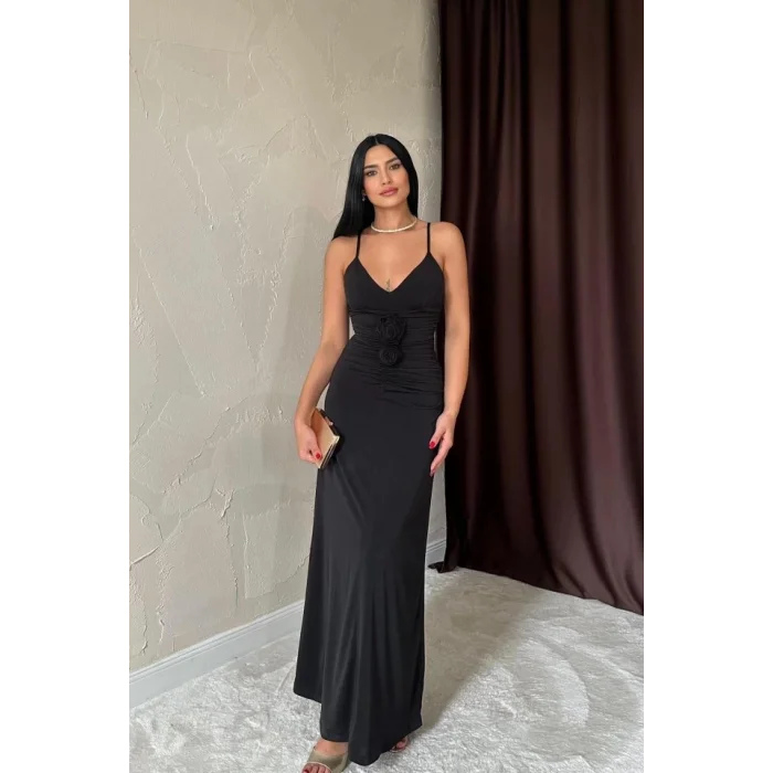 Siyah Büzgülü Uzun Güllü Elbise