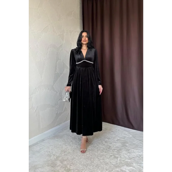 Siyah Göğüs Altı Taşlı Elbise