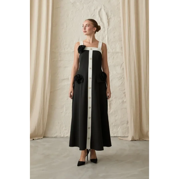 Siyah Güllü Askılı Elbise