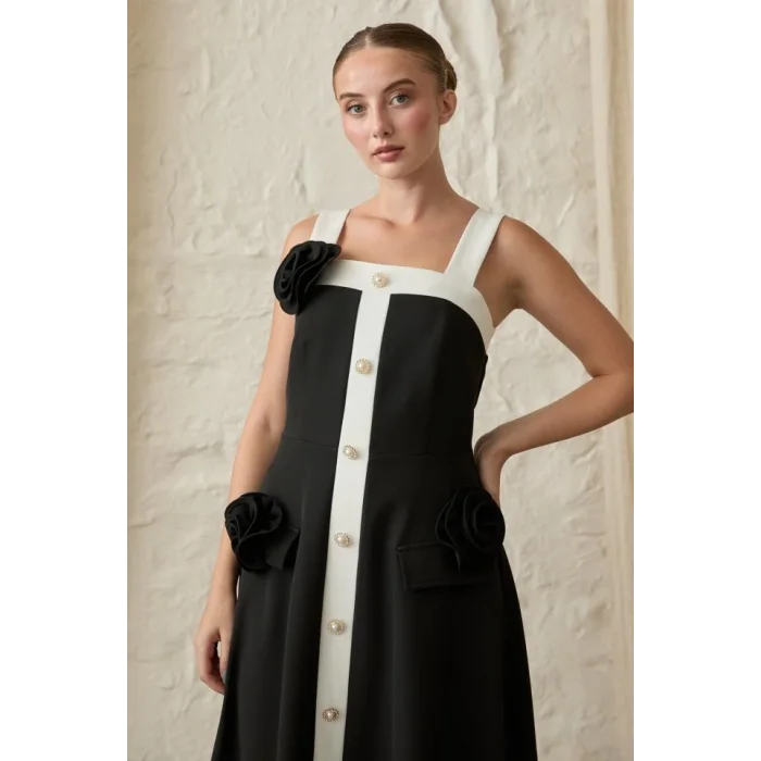 Siyah Güllü Askılı Elbise