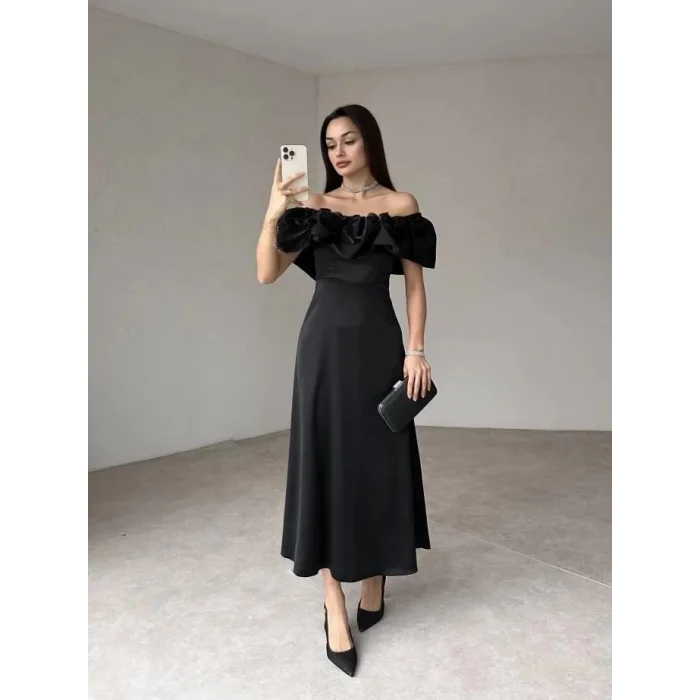 Siyah Omuz Büzgülü Saten Elbise