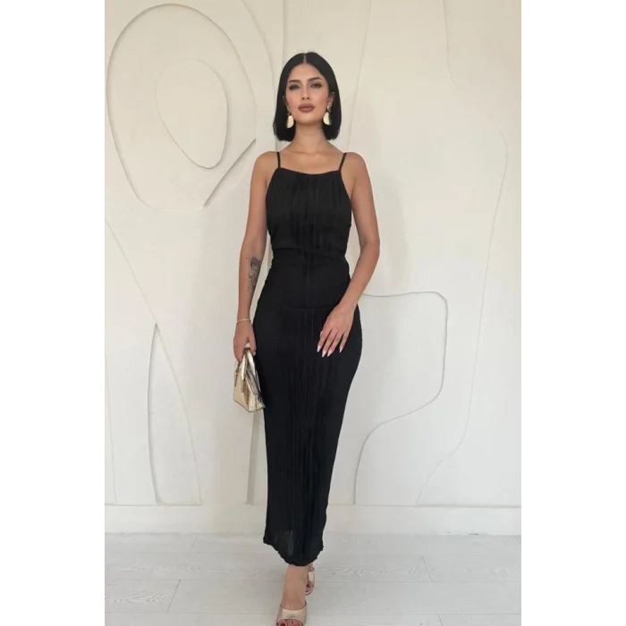 Siyah Piliseli Halter Boyun Elbise