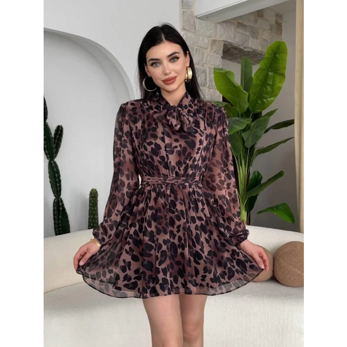 Tepa Fiyonk Detay Elbise