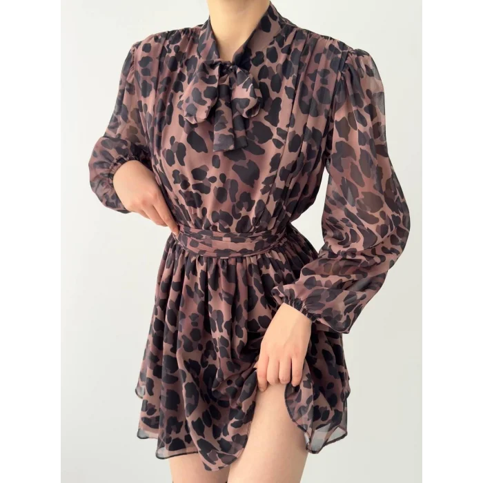 Tepa Fiyonk Detay Elbise