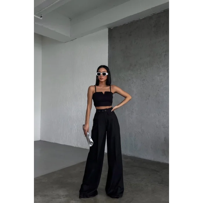 Üç Düğme Detayli Palazzo Pantolon