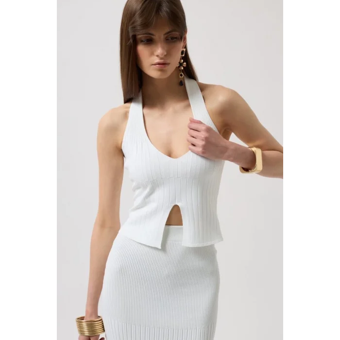 V Detay Dokulu Crop Bluz