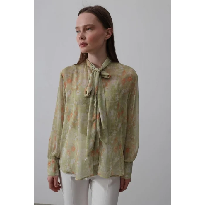 Yakası Fularlı Şifon Gömlek - Fıstık Yeşili