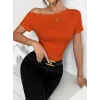Kadın Kısa Kollu Tek Omuzu Açık Büzgülü Viskon Bluz