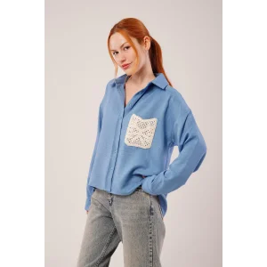 Etnik Cep Detaylı Mavi Gömlek