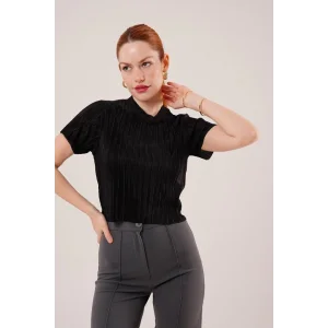 Fitilli Kısa Kollu Parlak Siyah Bluz
