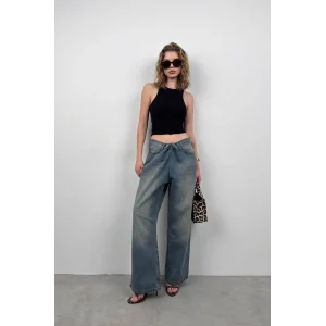 Halter Yaka Kolsuz Bluz