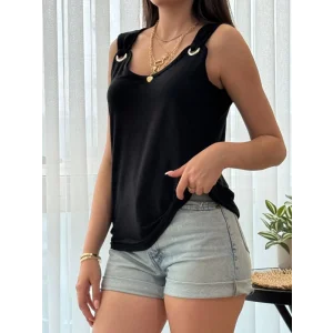 Kadın Askılı V Yaka Kuş Gözü Detaylı Viskon Bluz