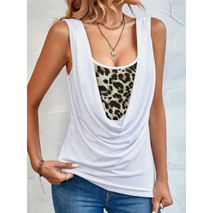 Kadın Kolsuz Degaje Leopar Detay Bluz