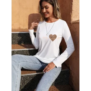 Kadın Uzun Kollu Bisiklet Yaka Kalp Desenli Bluz