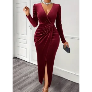 Kadın Uzun Kollu Kruvaze Yaka önünden çapraz Detaylı Uzun Kadife Elbise