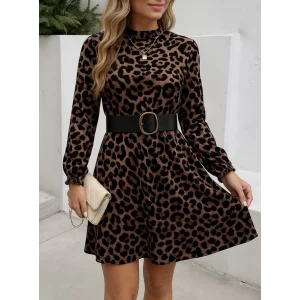Kadın Uzun Kollu Yarı Balıkçı Yaka Leopar Desenli Kadife Elbise