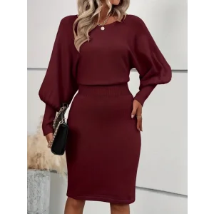 Kadın Uzun Yarasa Kollu Yakası Açık Belden Oturtmalı Kısa Triko Elbise
