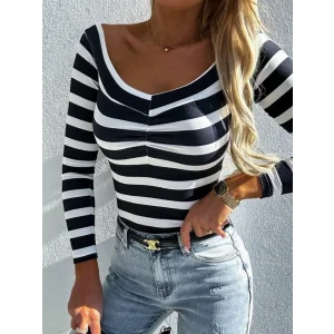 Kadın V Yaka Süprem Kumaş Çizgi Desenli Bluz