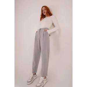 Kapama Cep Detaylı Gri Pantolon