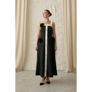 Siyah Güllü Askılı Elbise