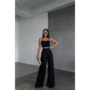 Üç Düğme Detayli Palazzo Pantolon