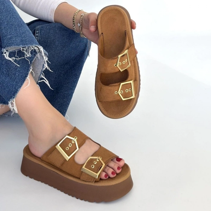 Coer Taba Süet Çift Tokalı Terlik