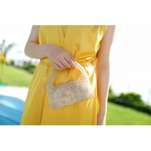 El yapımı incili el çantası kapaklı krem