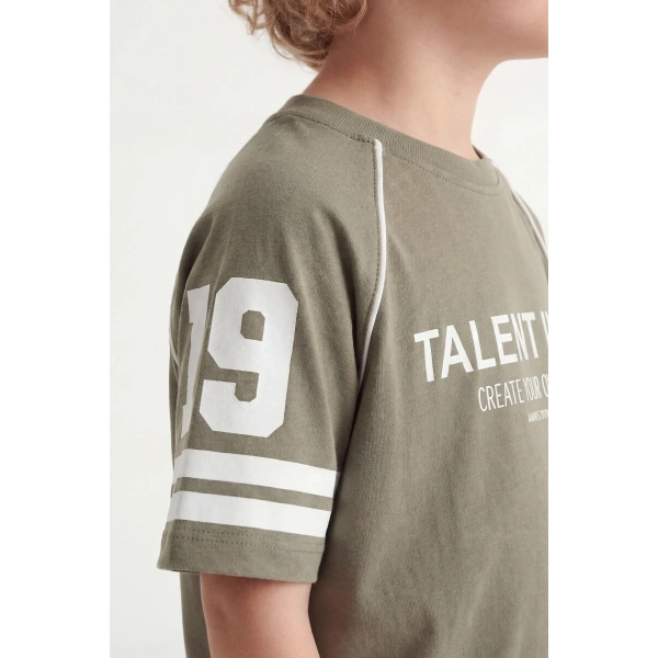 5-12 Yaş Erkek Çocuk Oversize %100 Pamuk Yazlık Takım – Rahat Kesim Günlük Şortlu Kombin