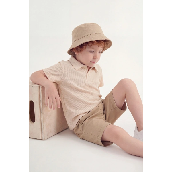 3-6 Yaş Erkek Çocuk Şapkalı Waffle Tişört & Gabardin Şort Takım | Rahat Kalıp Yazlık Kombin