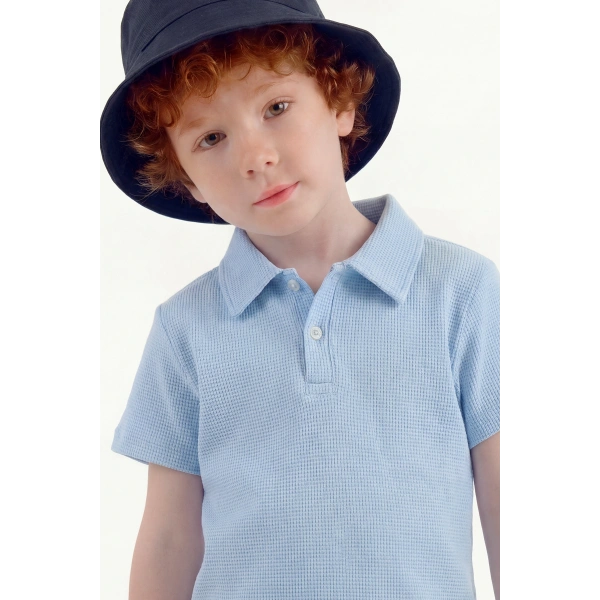 3-6 Yaş Erkek Çocuk Şapkalı Waffle Tişört & Gabardin Şort Takım | Rahat Kalıp Yazlık Kombin