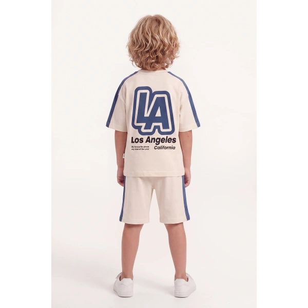 5-8 Yaş LA Baskılı Erkek Çocuk Oversize %100 Pamuk Yazlık Takım–Rahat Kesim Şortlu Kombin