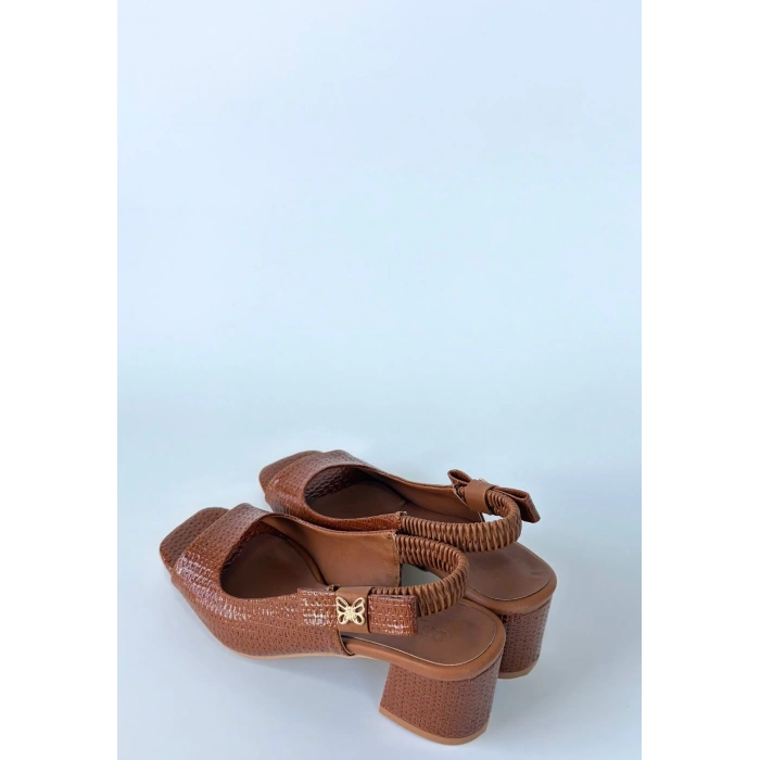 petite ateiler Alessi Kahve Rugan Topuklu Ayakkabı