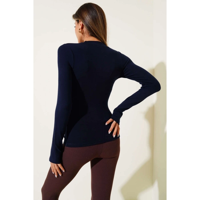 petite ateiler Basic Parmak Geçirme Detaylı Bluz Lacivert T4266