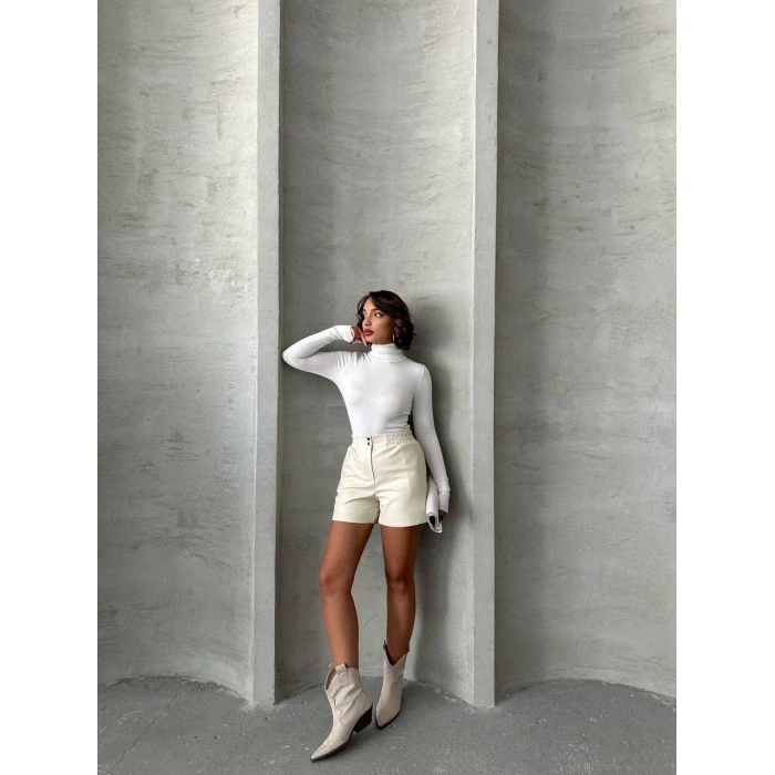 petite ateiler Beli lastikli çıtçıtlı deri şort krem w241007